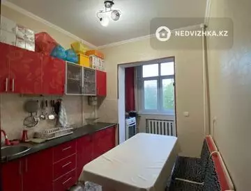 3-комнатная квартира, этаж 4 из 5, 72 м²