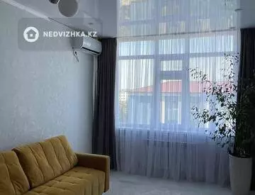 2-комнатная квартира, этаж 4 из 5, 60 м², Посуточно