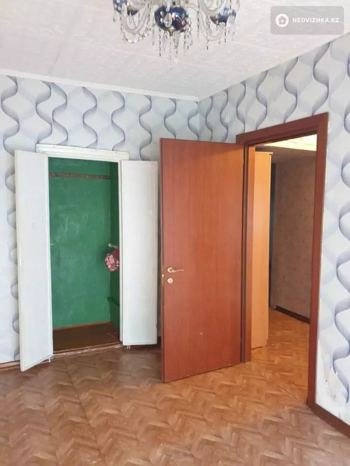 3-комнатная квартира, этаж 1 из 4, 66 м², фотография 2