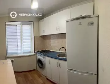 2-комнатная квартира, этаж 4 из 5, 47 м², миниатюра 6