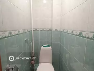 3-комнатная квартира, этаж 8 из 9, 68 м², На длительный срок, миниатюра 9