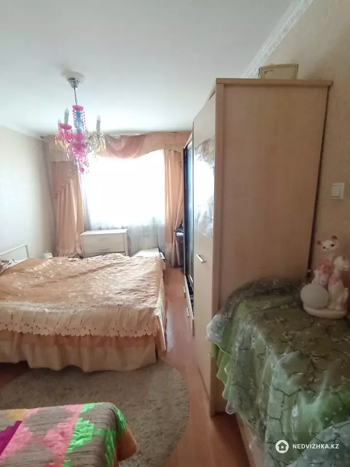 3-комнатная квартира, этаж 8 из 9, 68 м², На длительный срок, фотография 5