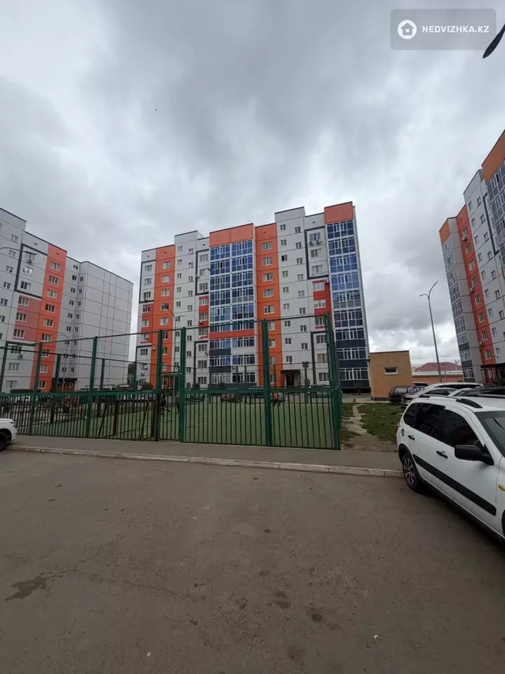 2-комнатная квартира, этаж 3 из 9, 60 м²