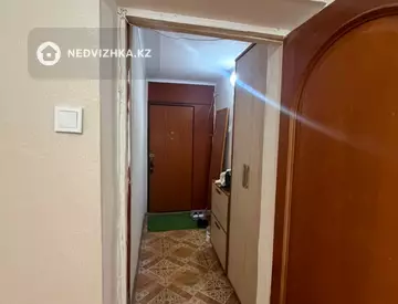 3-комнатная квартира, этаж 5 из 5, 65 м², миниатюра 1