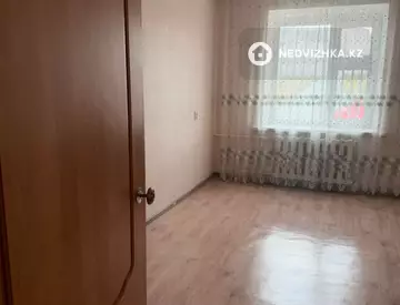 3-комнатная квартира, этаж 5 из 5, 65 м², миниатюра 4