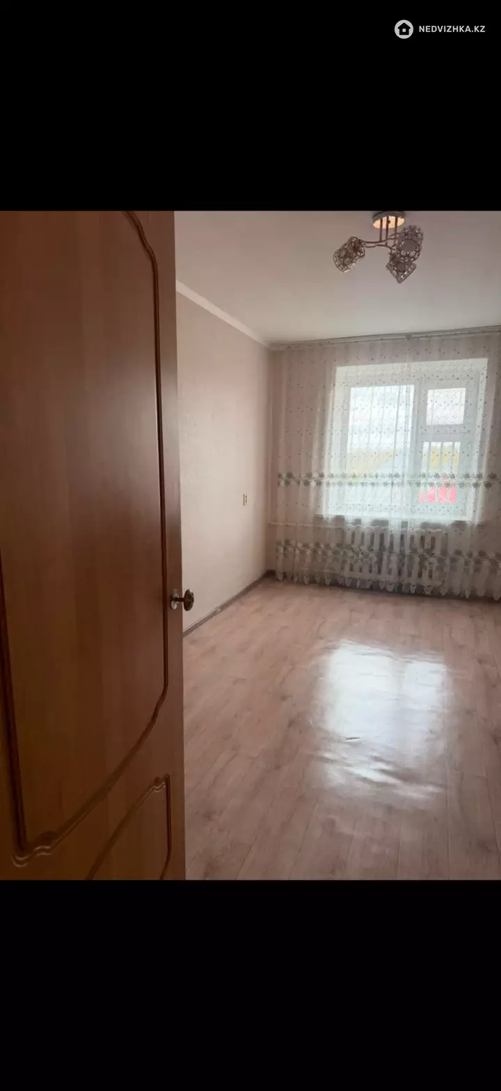 3-комнатная квартира, этаж 5 из 5, 65 м², фотография 4