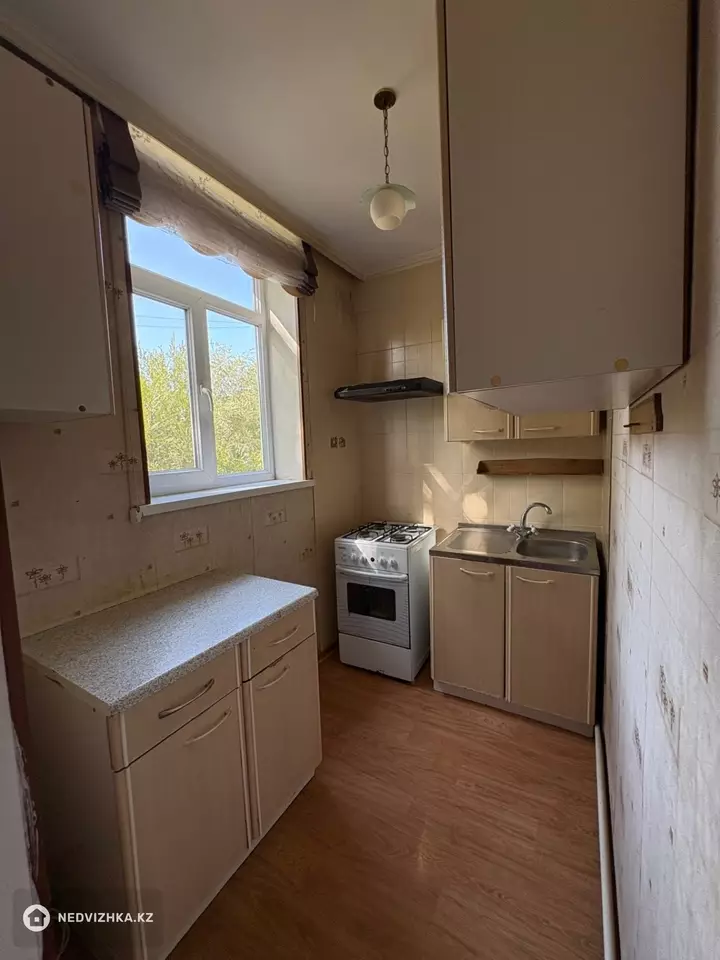 2-комнатная квартира, этаж 2 из 5, 56 м², фотография 2