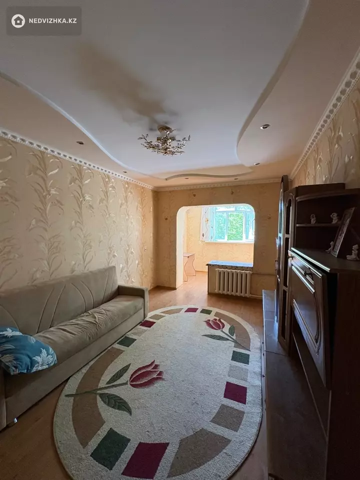 2-комнатная квартира, этаж 2 из 5, 56 м², фотография 3