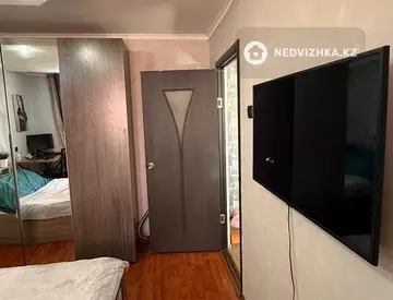 2-комнатная квартира, этаж 9 из 10, 60 м²