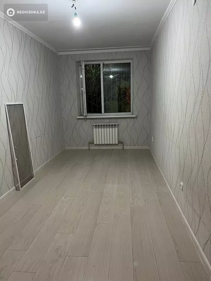 2-комнатная квартира, этаж 1 из 5, 53 м², фотография 2