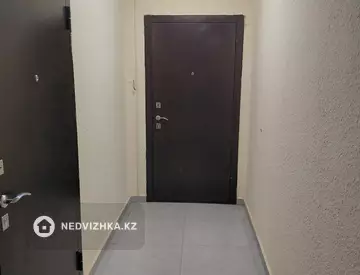 3-комнатная квартира, этаж 3 из 9, 60 м², На длительный срок, миниатюра 5