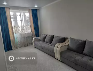3-комнатная квартира, этаж 3 из 9, 60 м², На длительный срок, миниатюра 11