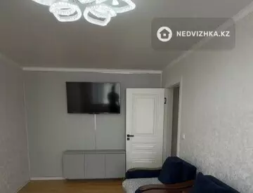 4-комнатная квартира, этаж 3 из 5, 85 м², миниатюра 9