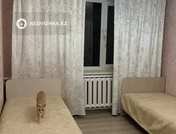 3-комнатная квартира, этаж 2 из 2, 72 м², На длительный срок, миниатюра 3