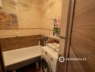 3-комнатная квартира, этаж 2 из 2, 72 м², На длительный срок, миниатюра 4