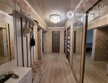 3-комнатная квартира, этаж 2 из 2, 72 м², На длительный срок, миниатюра 2