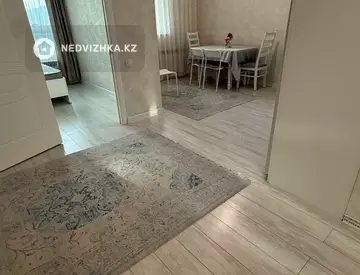 2-комнатная квартира, этаж 7 из 14, 60 м², миниатюра 1