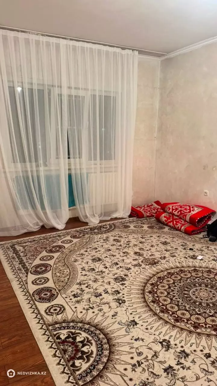 3-комнатная квартира, этаж 10 из 10, 95 м², фотография 3