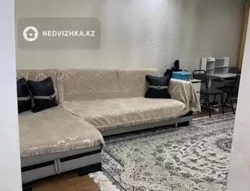 2-комнатная квартира, этаж 2 из 9, 64 м², На длительный срок, миниатюра 2