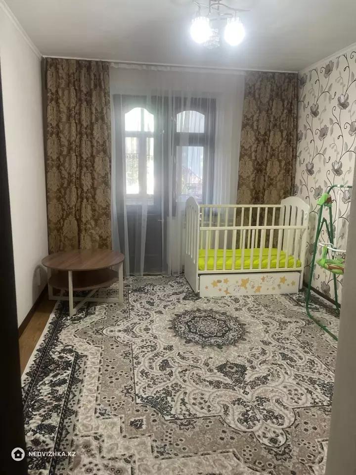2-комнатная квартира, этаж 2 из 9, 64 м², На длительный срок, фотография 5