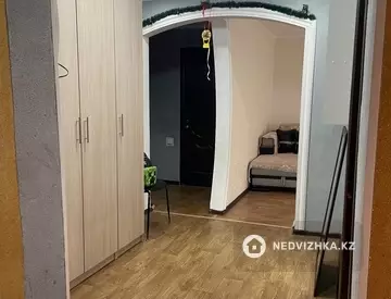 2-комнатная квартира, этаж 2 из 9, 64 м², На длительный срок, миниатюра 6