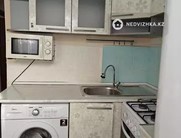 2-комнатная квартира, этаж 3 из 5, 52 м², миниатюра 8