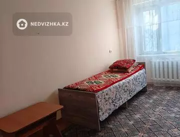 2-комнатная квартира, этаж 3 из 5, 52 м², миниатюра 6
