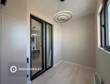 1-комнатная квартира, этаж 9 из 9, 57 м², Посуточно, миниатюра 7