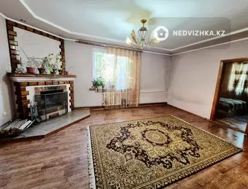 6-комнатный дом, 4.9 соток, 230 м²