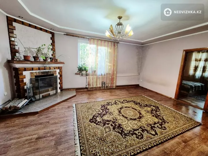6-комнатный дом, 4.9 соток, 230 м², фотография 3