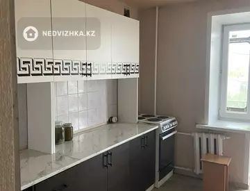 2-комнатная квартира, этаж 8 из 9, 50 м², миниатюра 4