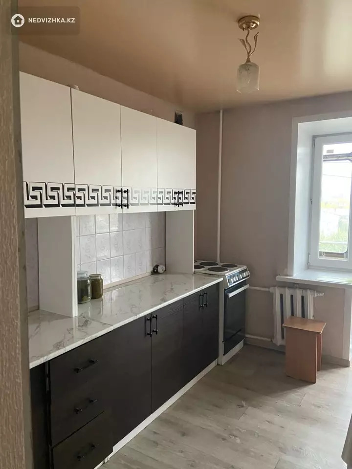 2-комнатная квартира, этаж 8 из 9, 50 м², фотография 4