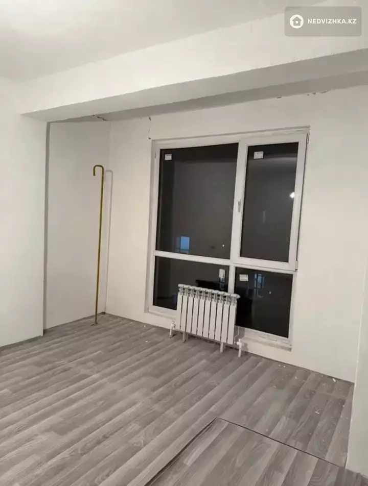 1-комнатная квартира, этаж 10 из 10, 50 м², фотография 5