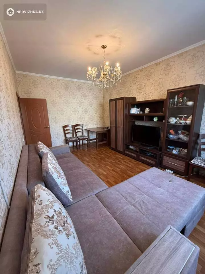 2-комнатная квартира, этаж 4 из 9, 53 м²