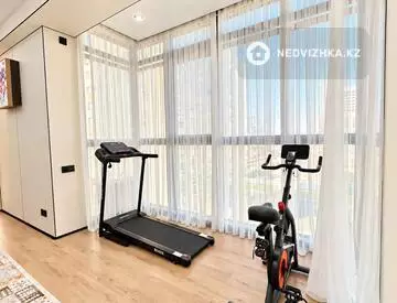 5-комнатная квартира, этаж 8 из 12, 150 м², миниатюра 5