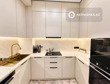 5-комнатная квартира, этаж 8 из 12, 150 м², миниатюра 9
