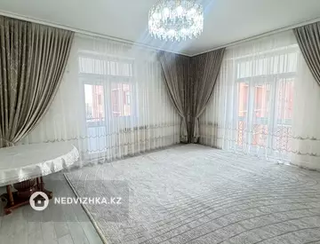 3-комнатная квартира, этаж 11 из 14, 118 м²