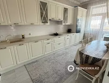 3-комнатная квартира, этаж 11 из 14, 118 м², миниатюра 10