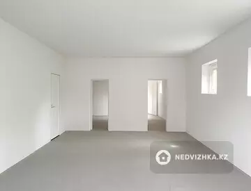 5-комнатный дом, 4.5 соток, 200 м²