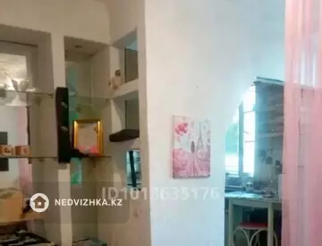 3-комнатная квартира, этаж 1 из 4, 68 м², На длительный срок, миниатюра 3