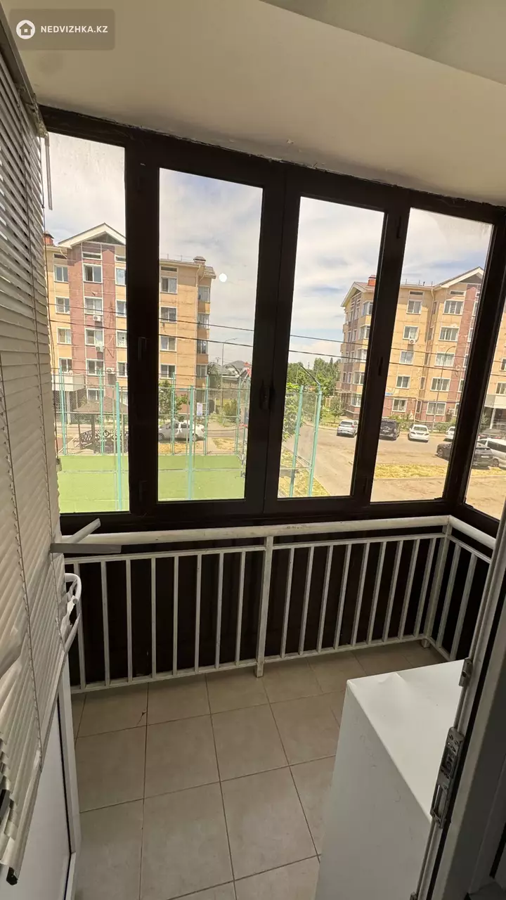 2-комнатная квартира, этаж 2 из 3, 54 м², фотография 5