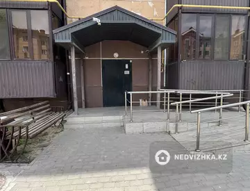 2-комнатная квартира, этаж 2 из 3, 54 м², миниатюра 10