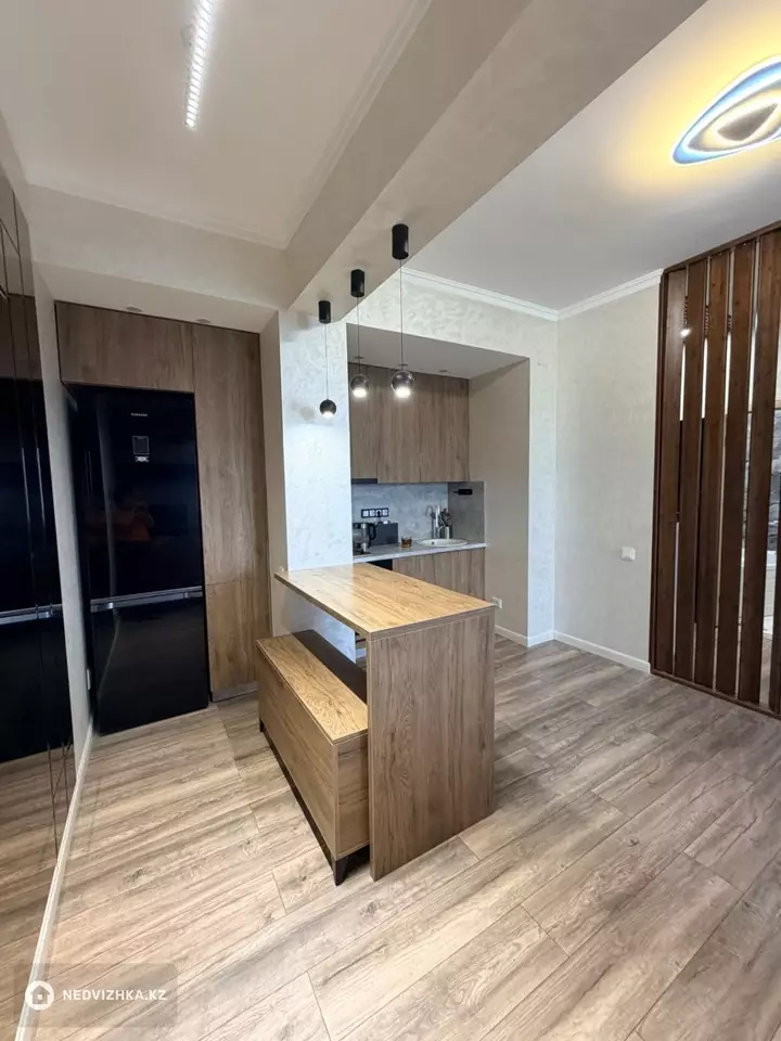 1-комнатная квартира, этаж 8 из 12, 45 м², На длительный срок