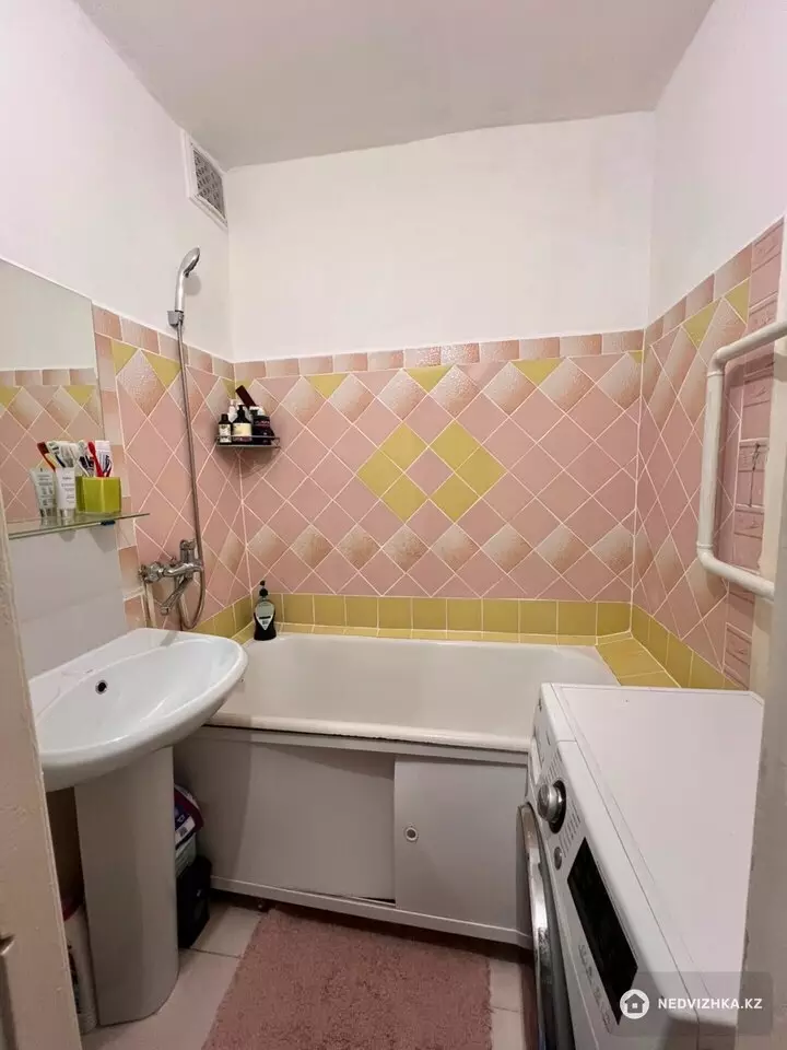 1-комнатная квартира, этаж 12 из 14, 40 м², фотография 4