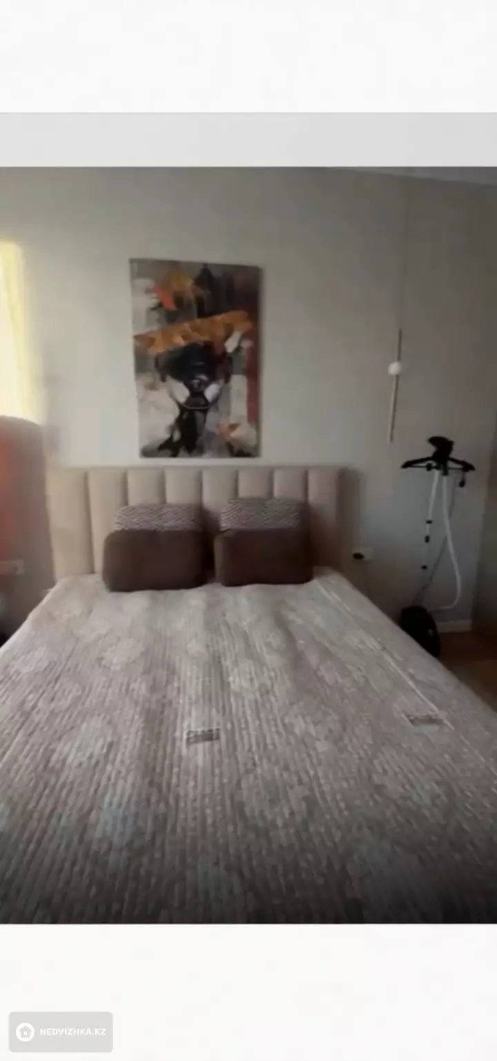 2-комнатная квартира, этаж 12 из 12, 62 м², фотография 5