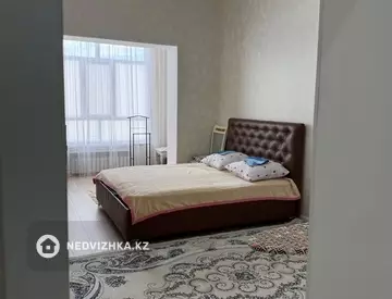 3-комнатная квартира, этаж 2 из 8, 105 м², Посуточно, миниатюра 6
