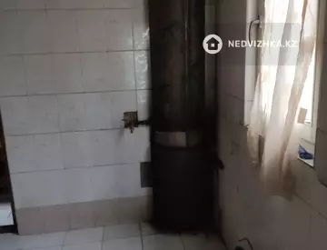 4-бөлмелі үй, 8 соттық, 64 м², 12-нобай