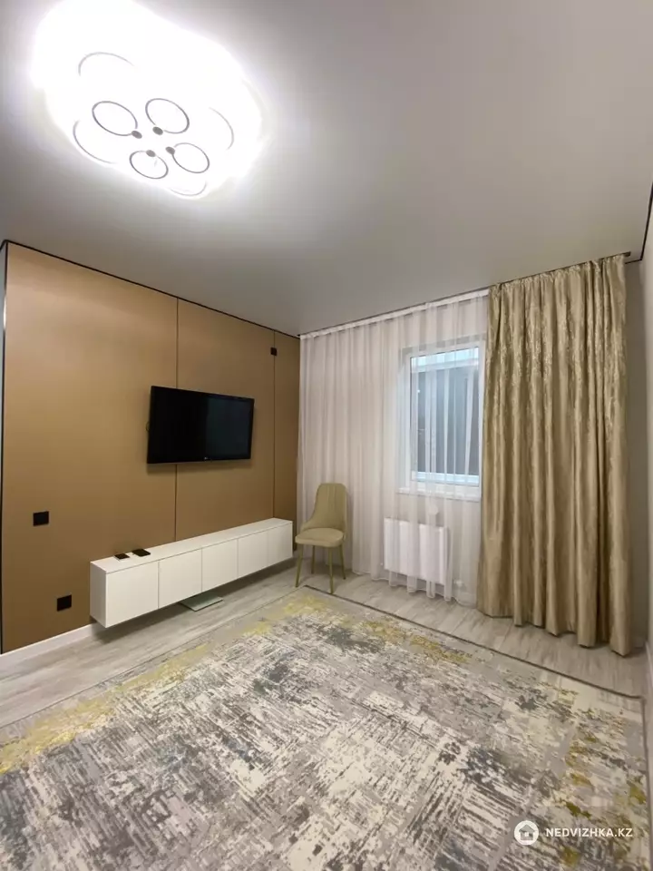 1-комнатная квартира, этаж 6 из 12, 38 м²