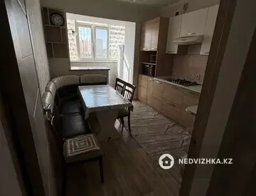 2-комнатная квартира, этаж 5 из 6, 50 м², На длительный срок, миниатюра 4