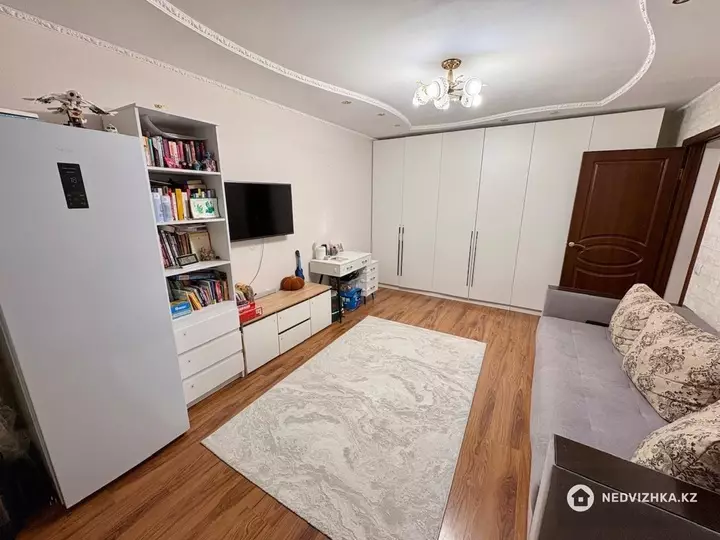 2-комнатная квартира, этаж 8 из 10, 51 м²